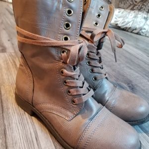 Shoes - Combat boots Shoes - Combat boots